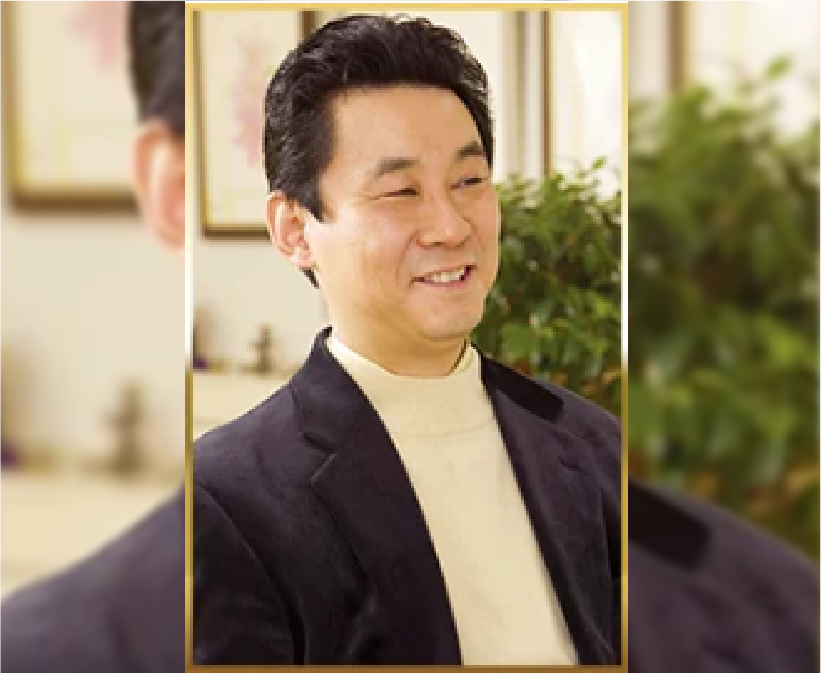 คุณครูฮิโรทาดะ เฮนมิ